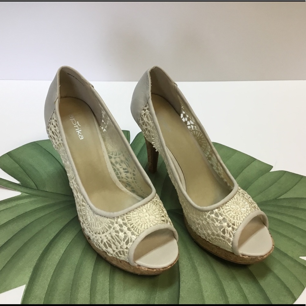 Fun and Lacy, Cork Platforms. Paprika - Picture 2 of 7